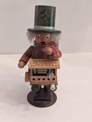Vintage Steinbach Volkskunst Music Grinder Smoker Wood Figure Made In Germany