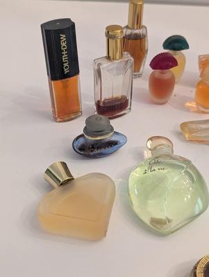 Vintage Perfume Bottles Avon Rare Gold Perfume Compacts