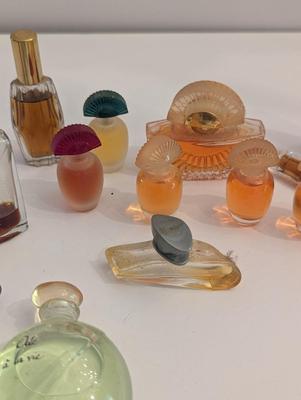 Vintage Perfume Bottles Avon Rare Gold Perfume Compacts