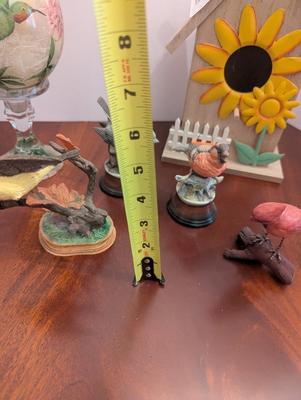 Bird & Birdhouse Decor