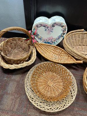 Baskets and nesting heart boxes