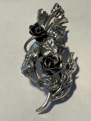VINTAGE PREOWNED STERLING SILVER DANECRAFT PIN/BROOCH 2.75" TALL IN VG CONDITION AS PICTURED. FREE DOMESTIC SHIPPING.