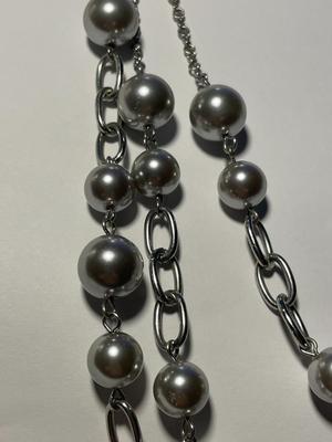 New Never Worn Silver-tone Metal Pearl Beads Fashion Adjustable Size Necklace as Pictured. FREE DOMESTIC SHIPPING.