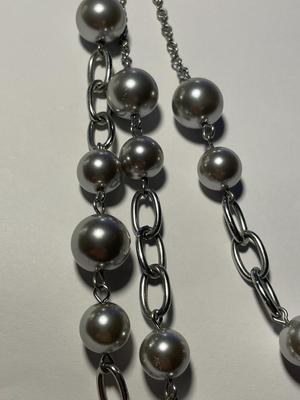 New Never Worn Silver-tone Metal Pearl Beads Fashion Adjustable Size Necklace as Pictured. FREE DOMESTIC SHIPPING.