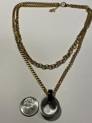 Vintage Preowned Fashion Gold-tone Link Necklace w/CZ Ring Pendant Adjustable 16-17.5" in Good Condition as Pictured.