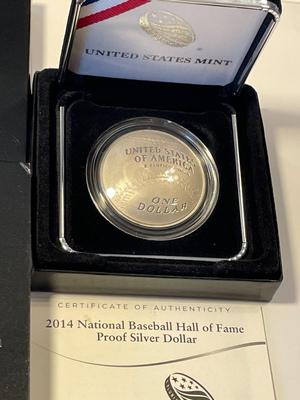 2014-P National Baseball Hall of Fame Proof Silver Dollar in Original Box & Paperwork as Pictured. FREE DOMESTIC SHIPPING.