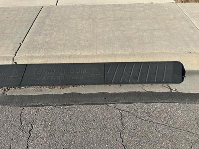 SIDEWALK GUTTER RUBBER RAMP