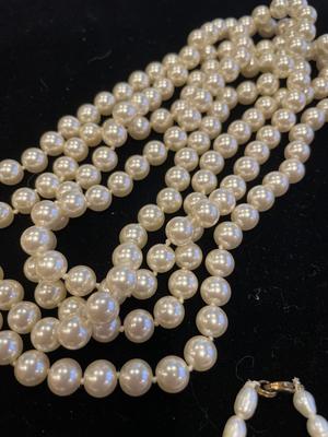 Faux pearl jewelry & fresh water pearl bracelet
