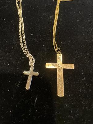 Cross necklaces and pendants