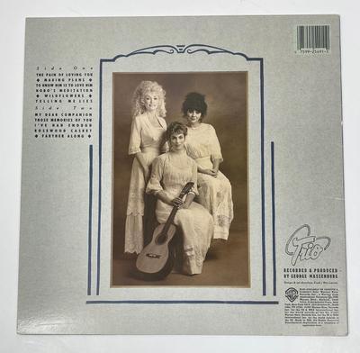 Vintage 33RPM Vinyl Album "Trio"