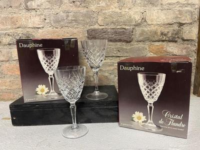 Eight crystal goblets