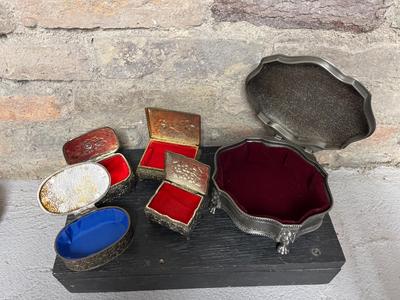 More trinket boxes