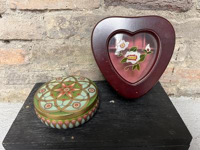 More trinket boxes