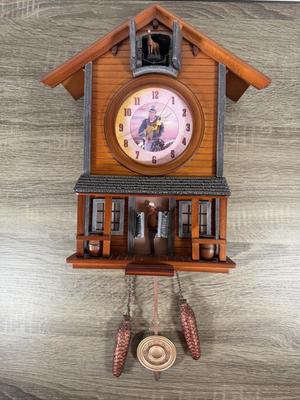 LOT 1B: 2009 Bradford Exchange Western Legend John Wayne Cuckoo Clock No. A1800 (14”)
