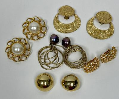Vintager Earring Lot - 5 Pair of Costume Earrings