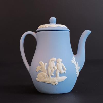 LOT 2: Waterford Holiday Heirlooms Ornament with Wedgwood Ornaments & Mini Coffee Pot