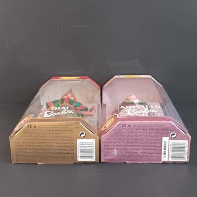 LOT 9: Set of 5 Barbie 'Dolls of the World' Collector's Edition Dolls