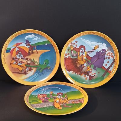 LOT 12: Vintage Ronald McDonald Bedsheets, 1970's Plates and Cups & Plush Doll