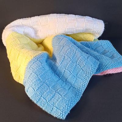 LOT 13: Bond Incredible Sweater Machine NIB w/ Crocheted Blanket