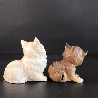 LOT 19: Collection of Porcelain Cat Figurines