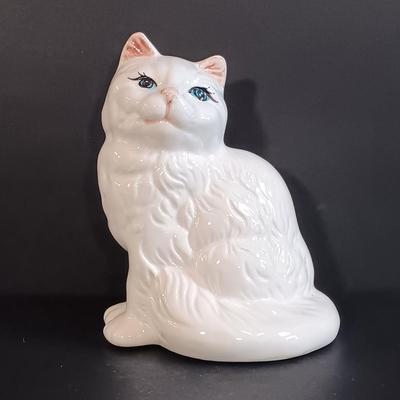 LOT 19: Collection of Porcelain Cat Figurines