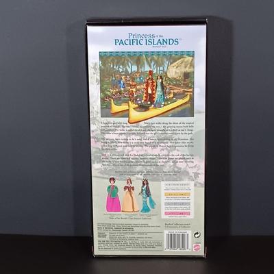 LOT 42: Disney's Sun Colors Pocahontas and 1992 Belle Doll w/ Barbie 'Dolls of the World' Princess of the Pacific Islands