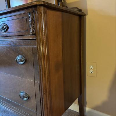 LOT 85: Vintage Bedroom Set: Bureau, Dresser w/Mirror, Head & Foot Board
