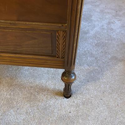 LOT 85: Vintage Bedroom Set: Bureau, Dresser w/Mirror, Head & Foot Board