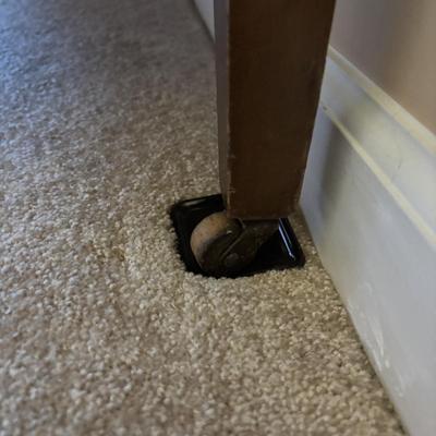 LOT 85: Vintage Bedroom Set: Bureau, Dresser w/Mirror, Head & Foot Board