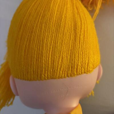 LOT 86: Vintage RAINBOW BRITE 10" Doll 1983 Hallmark Mattel & Rainbow Flat Sheet