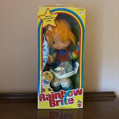 LOT 86: Vintage RAINBOW BRITE 10" Doll 1983 Hallmark Mattel & Rainbow Flat Sheet