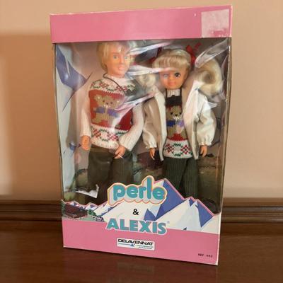 LOT 93: Vintage Delavennat Production, Perle & Alexis Dolls