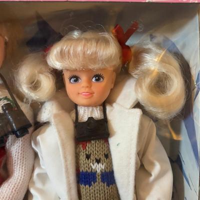 LOT 93: Vintage Delavennat Production, Perle & Alexis Dolls