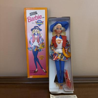 LOT 94: Vintage/Fun Children's Toys: Cabbage Patch Kids Wind-Up Buggy, Kraft Barbie, Strawberry Shortcake, Trolls & More