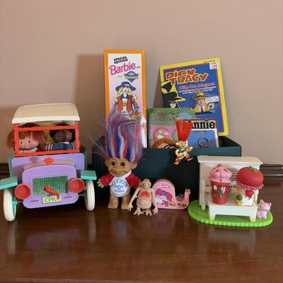 LOT 94: Vintage/Fun Children's Toys: Cabbage Patch Kids Wind-Up Buggy, Kraft Barbie, Strawberry Shortcake, Trolls & More