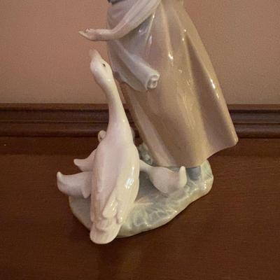 LOT 95: Lladro "Snails for the Ducks" Figure & "Little Duck" Figure