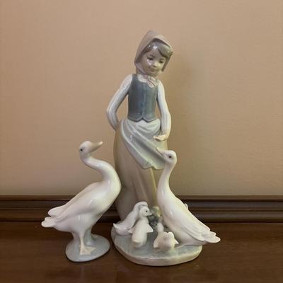 LOT 95: Lladro "Snails for the Ducks" Figure & "Little Duck" Figure