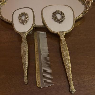 LOT 97: Vanity Collection: Crystal Night Light Lamp, Mirrored Vanity Tray, Hand Mirror, Brush, Comb Set, Lefton Pitcher & More