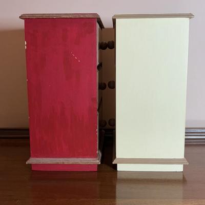 LOT 100: Here Kitty! Kitty! Home Decor, Cross Stich Grey Tabby, Woven Cat Tapestries, & More