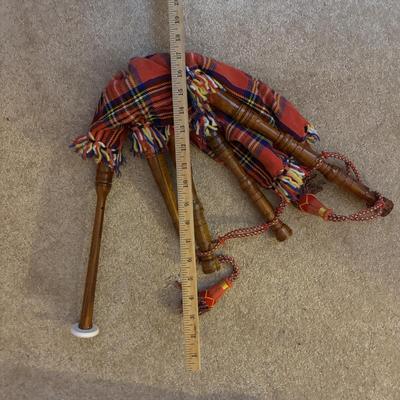 LOT 103: Scottish Bagpipe Chanter Kit, Junior Bagpipes, Tally Ho Scotty Dog Cardigan Sweater, Scottish Santa, & Knitted MacScarecrow...