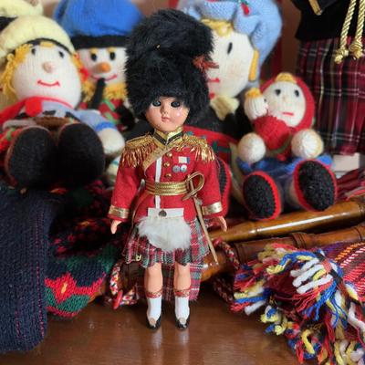 LOT 103: Scottish Bagpipe Chanter Kit, Junior Bagpipes, Tally Ho Scotty Dog Cardigan Sweater, Scottish Santa, & Knitted MacScarecrow...