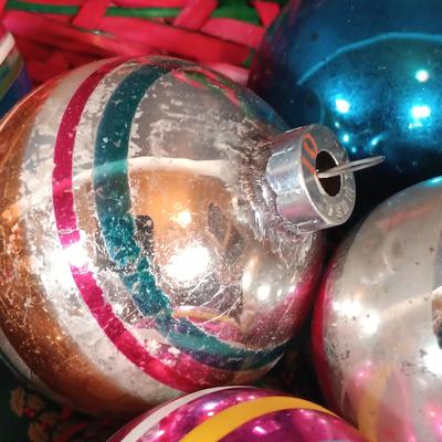 LOT 188: Collection of Vintage Christmas Glass Bulbs - Shiny Brites and More