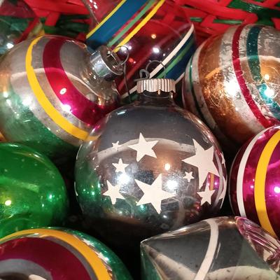 LOT 188: Collection of Vintage Christmas Glass Bulbs - Shiny Brites and More