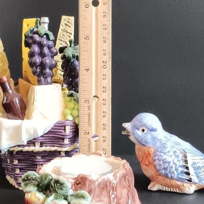 LOT 192: Bella Casa by Ganz Fruit Art Plates, Berkley Jenson Serving Platter, Coyne's Co. Picnic Basket Cheese Knife Set & More