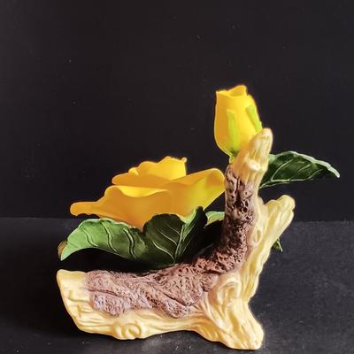 LOT 194: Royal Albert Moonlight Rose Rosebud Candle Holders, Lillian Vernon Porcelain Red Rose & Porcelain Yellow Rose Marked 1999 YH