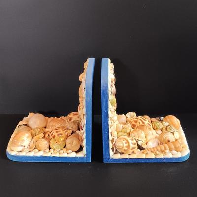 LOT 195: Vintage Cobalt Blue Sailboat Glass, S.S. Oceanic Coaster Set, Global Miniatures Artist Signed Prints & More