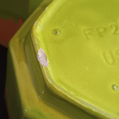 LOT 196: Vintage Art Pottery, Pol-O-Craft Nail Art & More