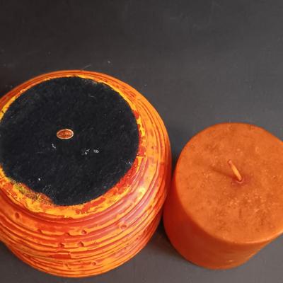 LOT 196: Vintage Art Pottery, Pol-O-Craft Nail Art & More