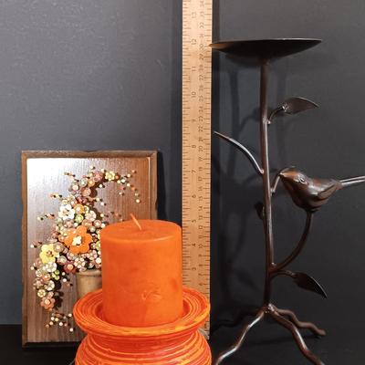 LOT 196: Vintage Art Pottery, Pol-O-Craft Nail Art & More