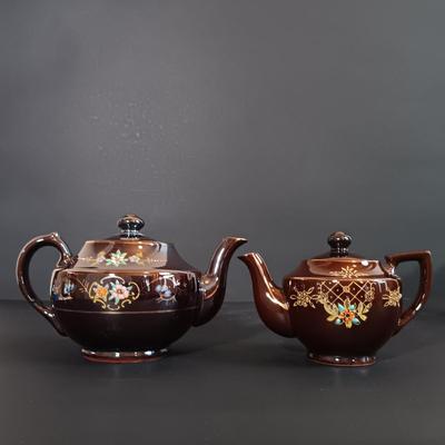 LOT 197: Denby 'Nevva Drip' Teapot with Set of (3) Redware Teapots